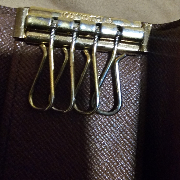 LOUIS VUITTON VINTAGE AUTHENTIC MONOGRAM KEY HOLDER EXCELLENT CONDITION. - Picture 5 of 16